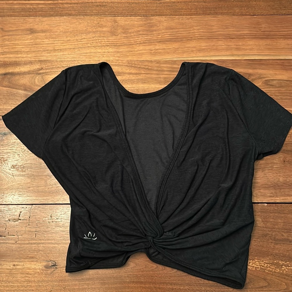 Beyond Yoga - Crop - L